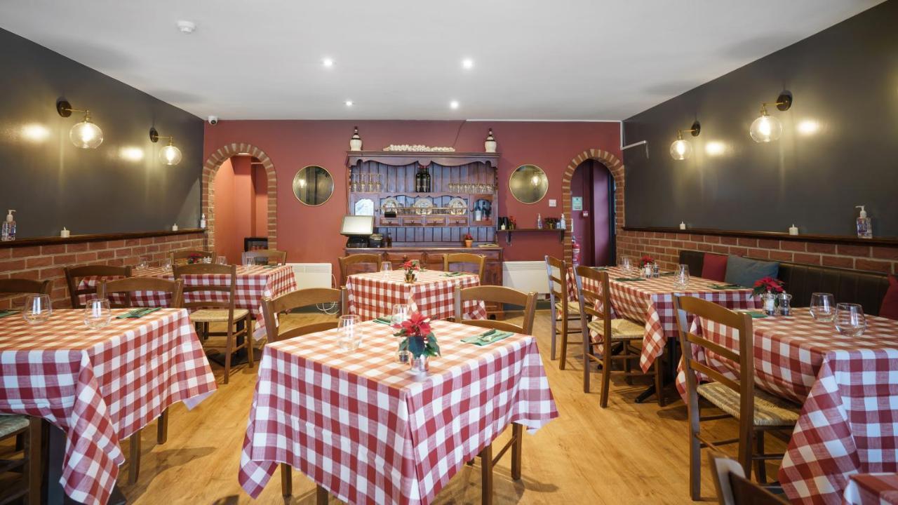The Limes By Luigis Al Fresco Hotel Maldon Exterior photo