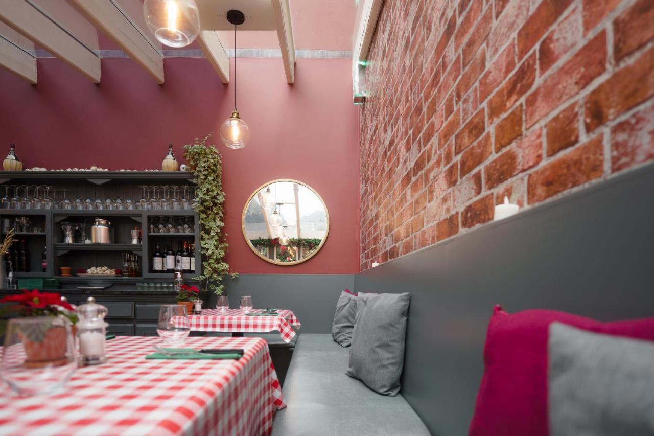 The Limes By Luigis Al Fresco Hotel Maldon Exterior photo